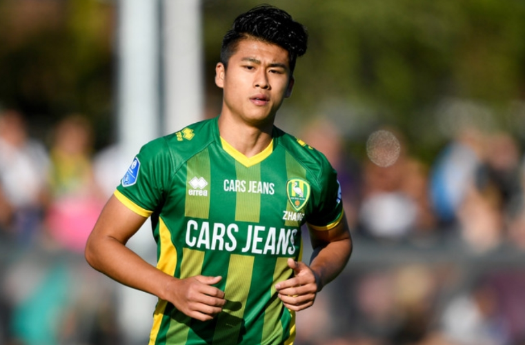 关于今晚皇家社会调整名单以备荷甲；刷新队史纪录环节打磨；压力陡增；阵容厚度经受考验的信息